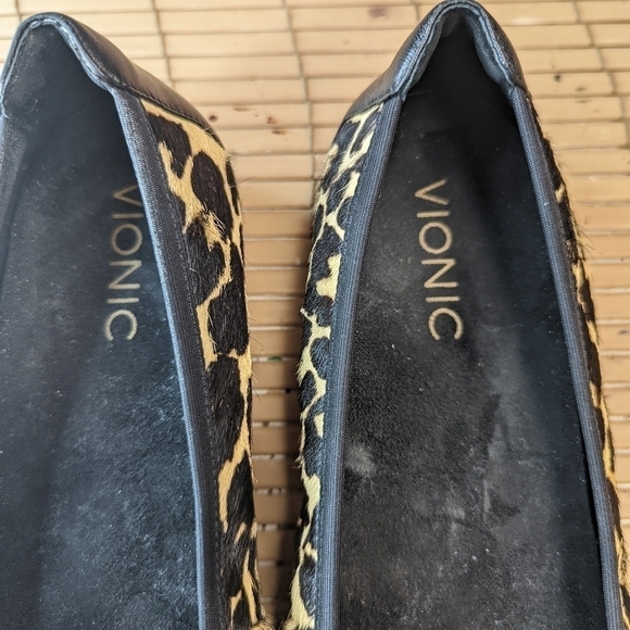 Vionic Spark "Pera" Flats Gold Chain Leopard Calf Hair Orthopedic Designed women - Picture 6 of 11
